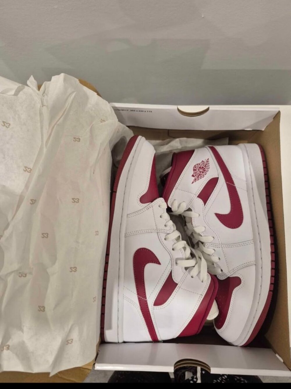 Air Jordan 1 Mid Reverse Chicago Womens 10